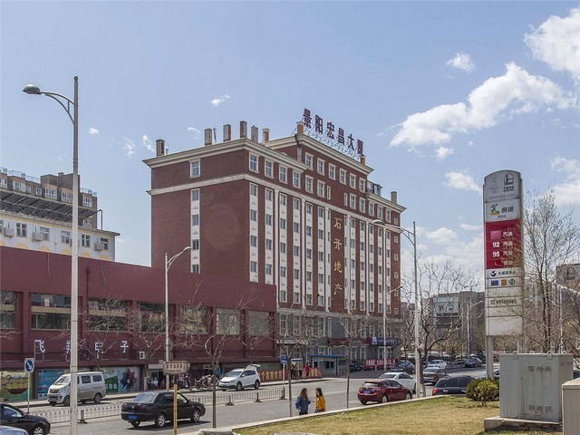 上海盖泽弧形门设施